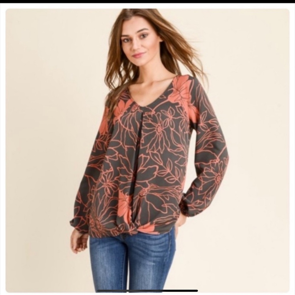FLORAL V NECK TOP